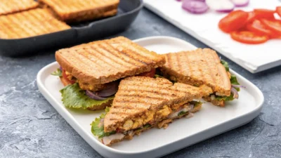 Aloo Mutter Grilled Sandwich